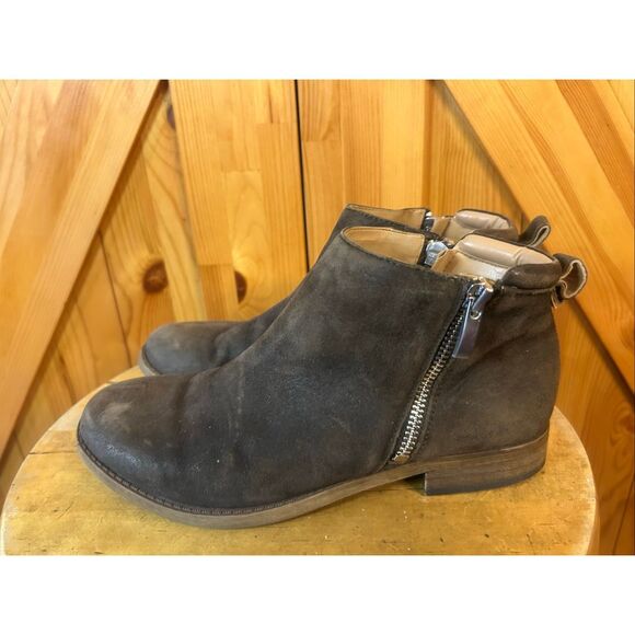Franco Sarto Keegan Nimbus Grey LE Bootie Brown Flat 6.5 - Picture 3 of 8